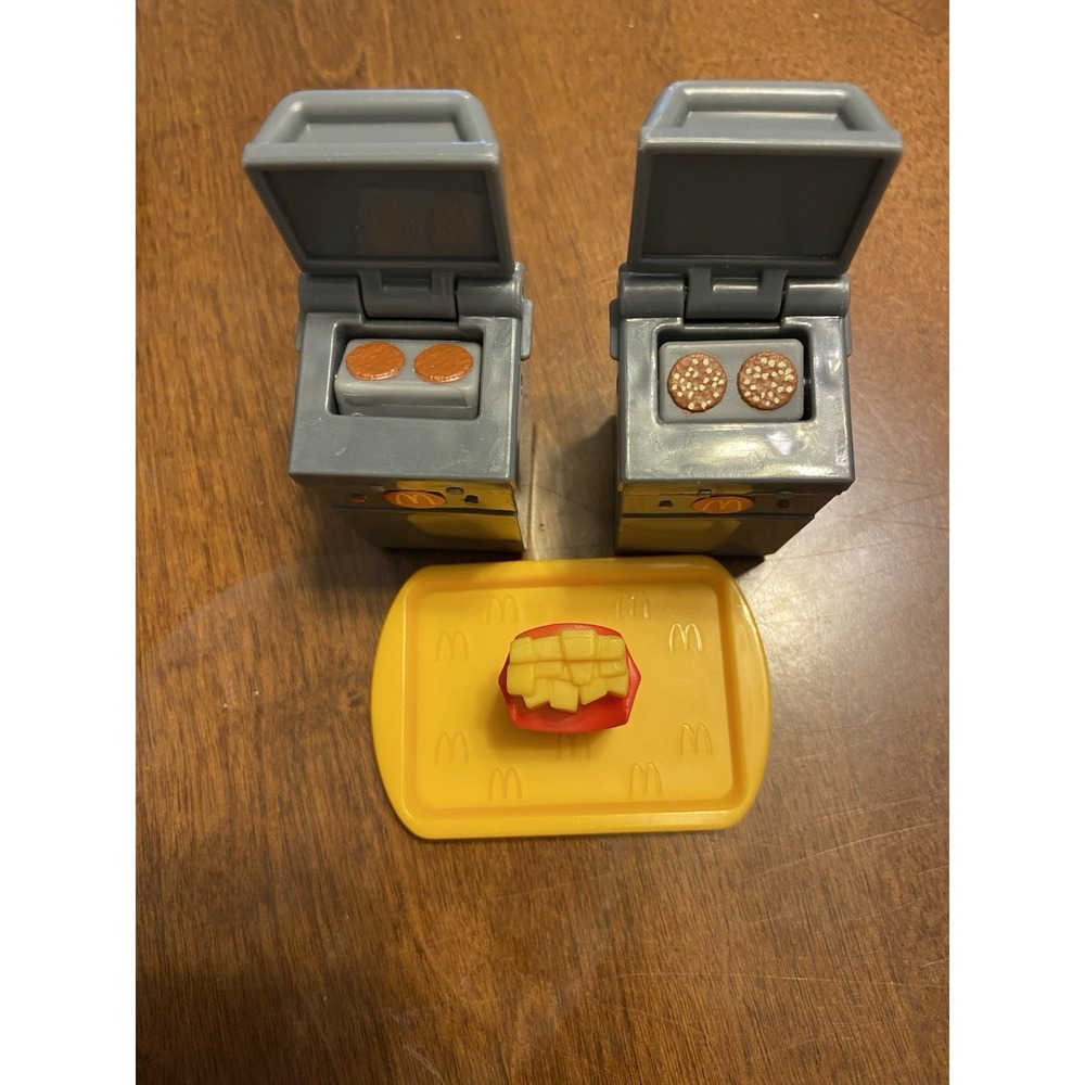 Lil McDonald's Happy Meal Toy #12 Burger Grill x2 & Fry Tray  No Box
